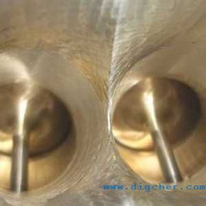 發動機油道孔清洗機-曲軸油道孔清洗設備-高壓水射流化油器油道孔清洗機